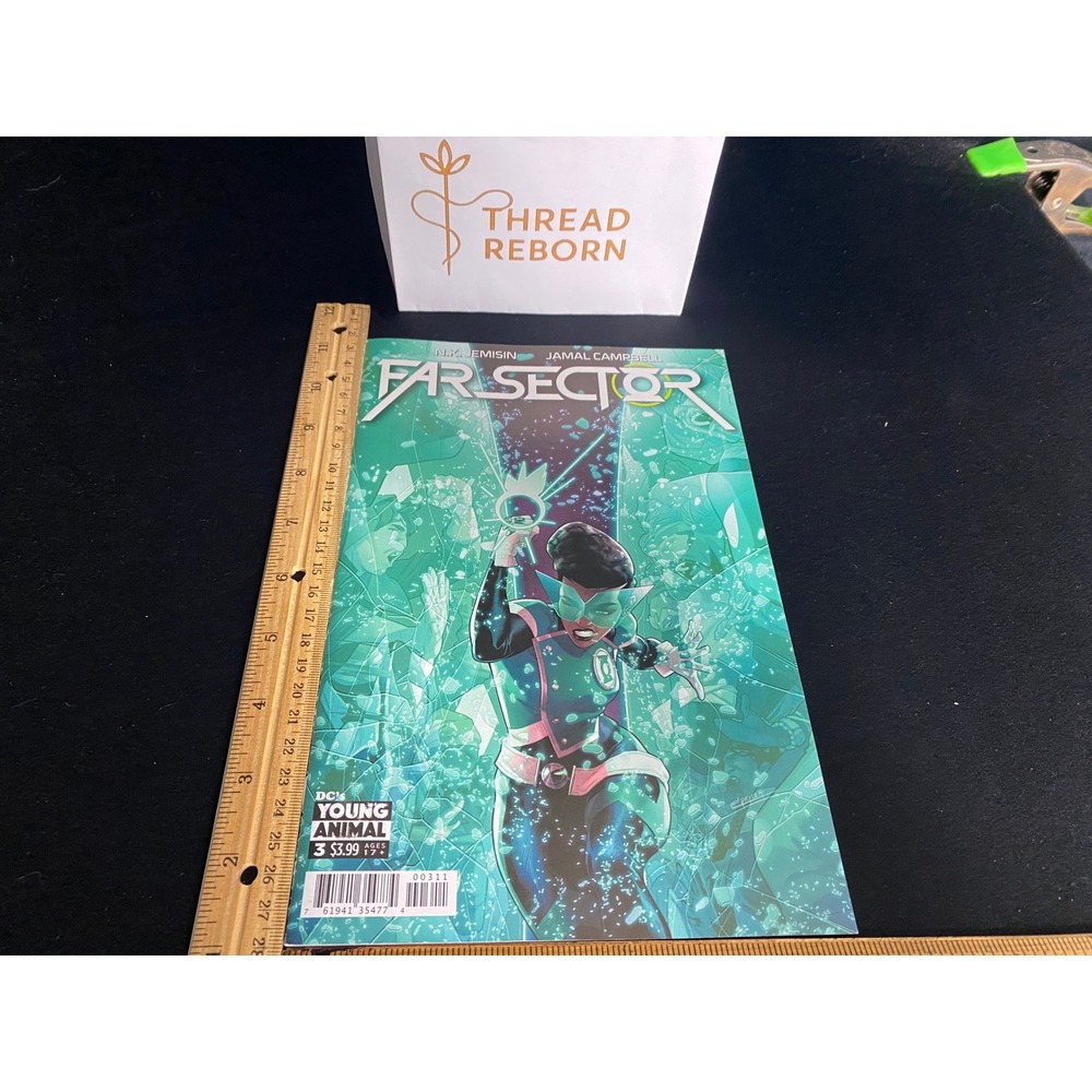 DC Young Animal‎ Far Sector Comic Book Issue 3 Green Lantern